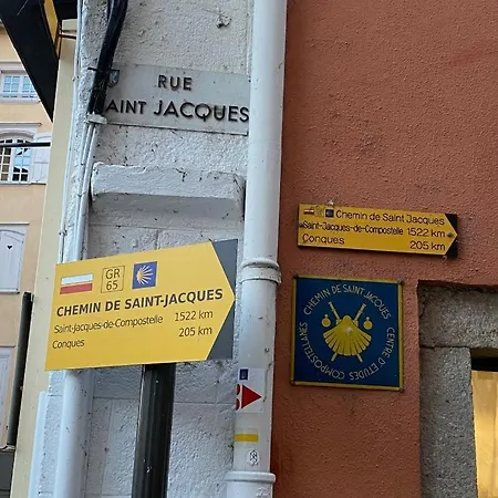 アパート Maison Pignol